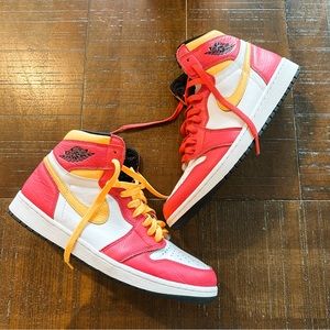 Nike Air Jordan 1 | Light Fusion Red